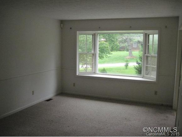 101 Braemar - Photo 8