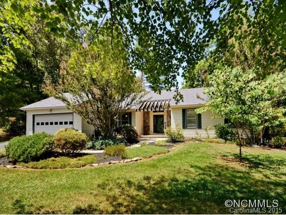 10 TIMBERLEAF DRIVE