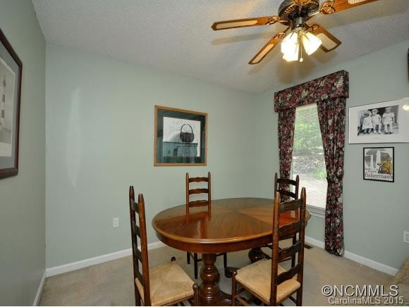 10 TIMBERLEAF DRIVE - Photo 5