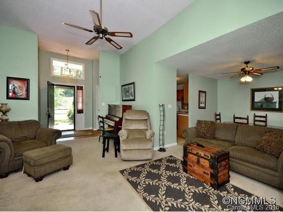 10 TIMBERLEAF DRIVE - Photo 7