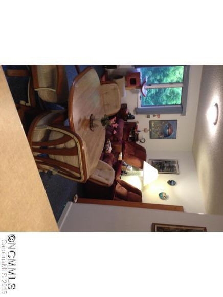 906 Red Oak - Photo 3