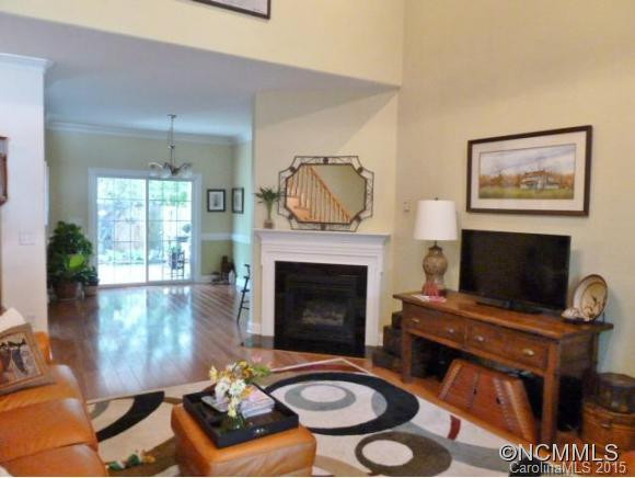 865 West Pointe - Photo 3