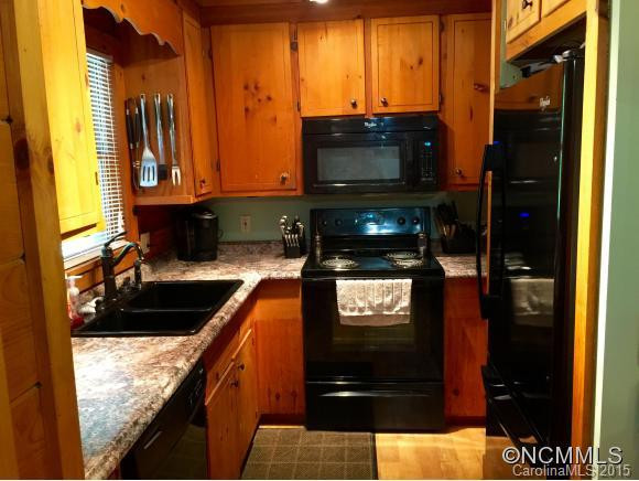 6553 US 221 South - Photo 4