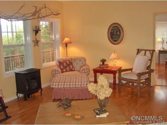 108 Aaron Way - Photo 6