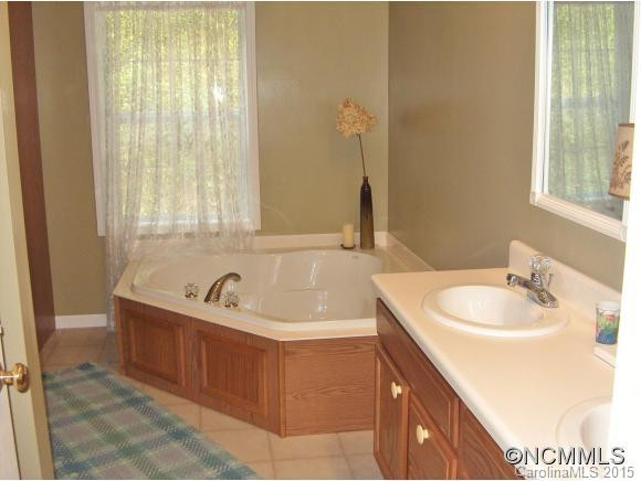 108 Aaron Way - Photo 10