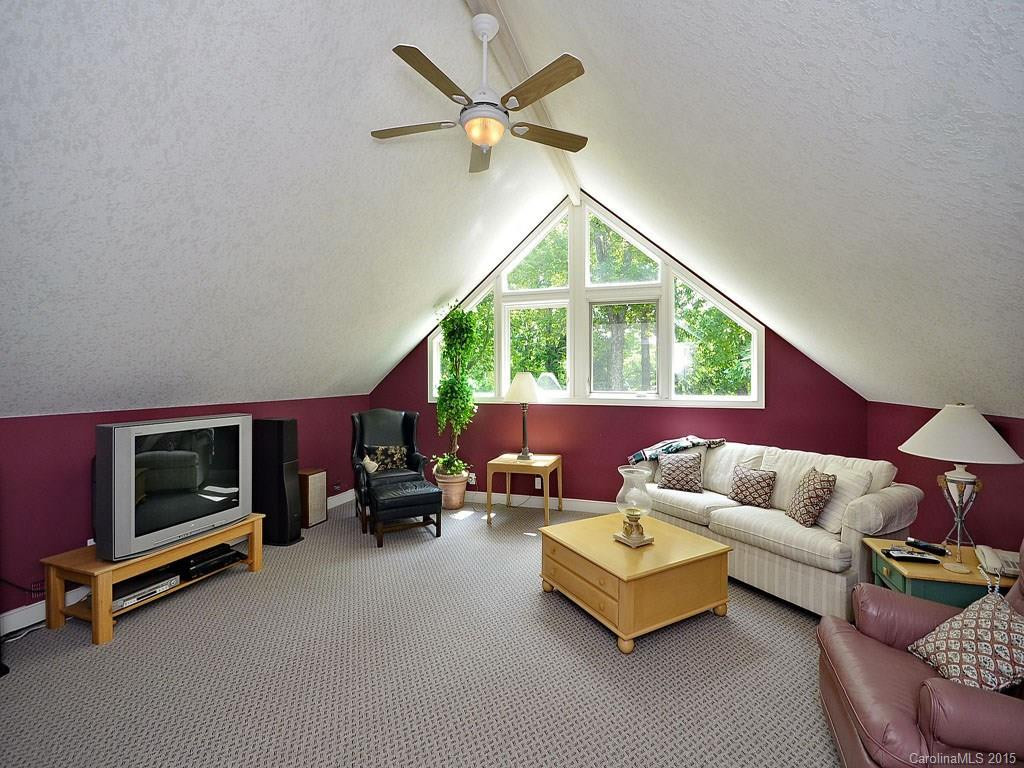 116 FOUNDERS DRIVE - Photo 18