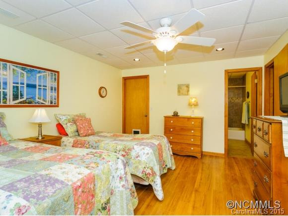 227 E Poplar Drive - Photo 14