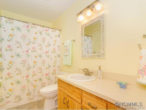227 E Poplar Drive - Photo 15