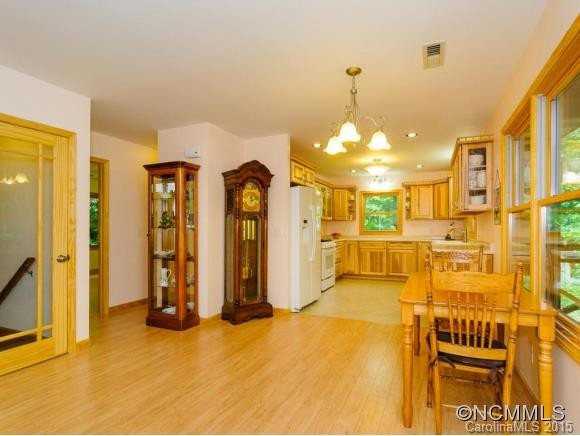 227 E Poplar Drive - Photo 8