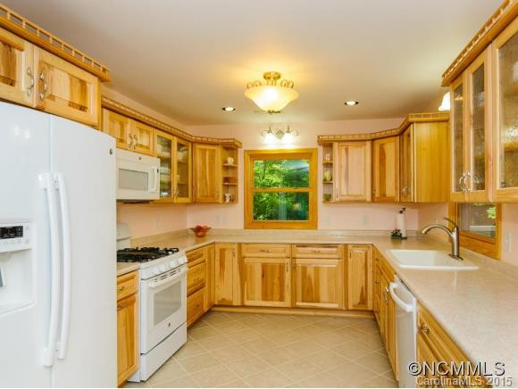 227 E Poplar Drive - Photo 9