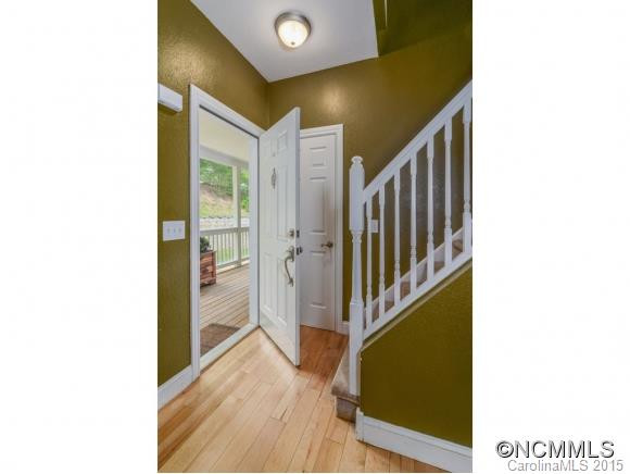 38 JUDITH DRIVE - Photo 2