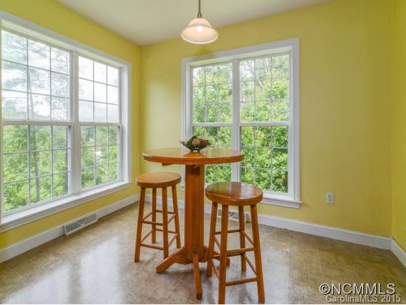 38 JUDITH DRIVE - Photo 8