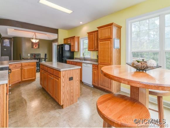 38 JUDITH DRIVE - Photo 9