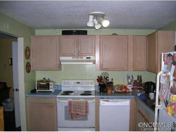 52 Forest Street - Photo 4