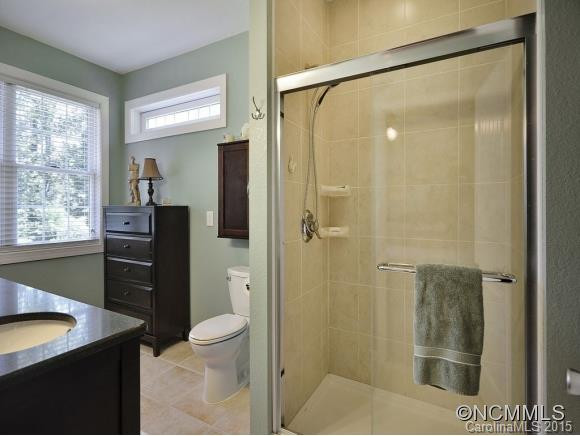 382 ARMSTRONG AVENUE - Photo 12