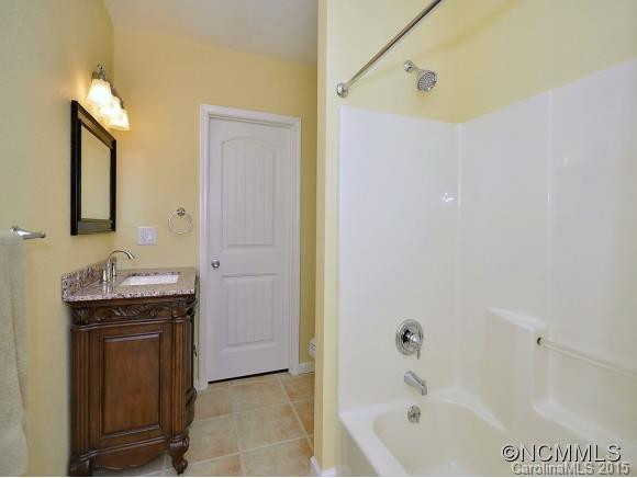382 ARMSTRONG AVENUE - Photo 16