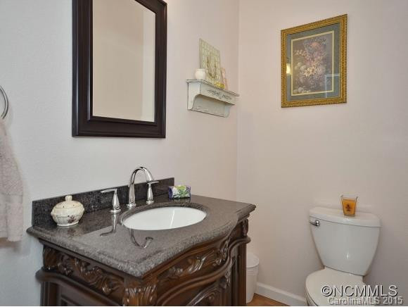 382 ARMSTRONG AVENUE - Photo 17