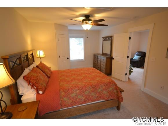 5 Roselyn Way - Photo 6