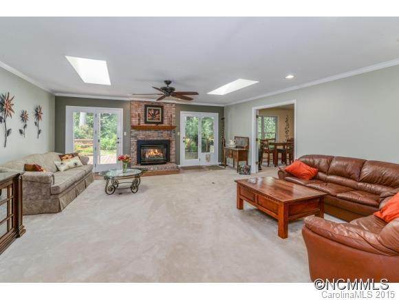 32 Glen Crest Drive - Photo 3