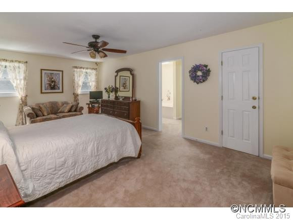 32 Glen Crest Drive - Photo 10