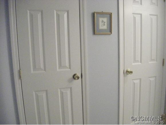 220 Riverwind Drive - Photo 11