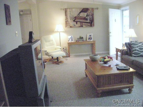 220 Riverwind Drive - Photo 4
