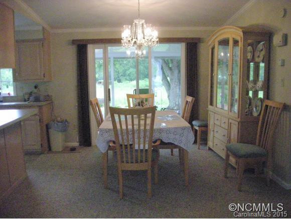 220 Riverwind Drive - Photo 5
