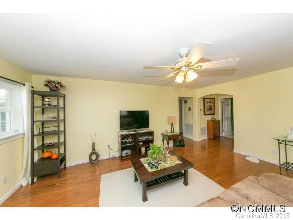 114 Bearwallow Road - Photo 4