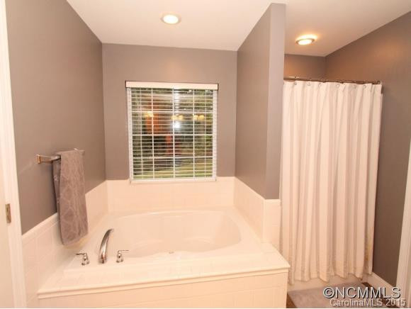 40 SWANNANOA HEIGHTS DR. - Photo 14