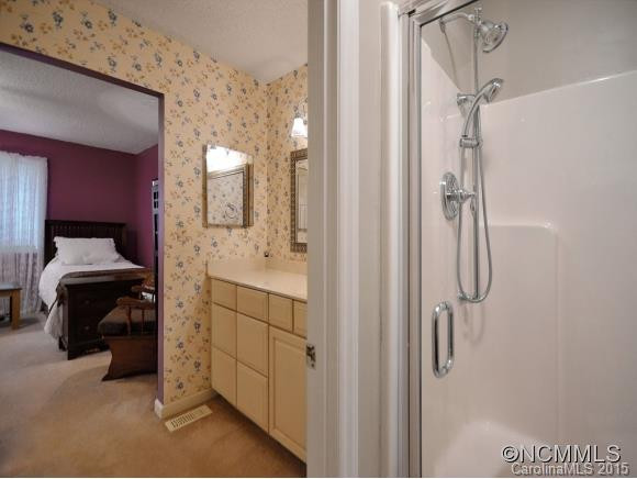 61 PEBBLE CREEK DRIVE - Photo 11
