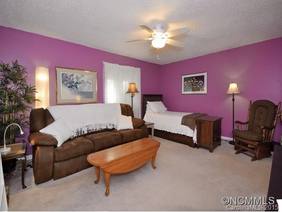61 PEBBLE CREEK DRIVE - Photo 10