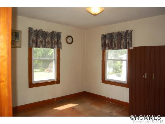 2942 Asheville Highway - Photo 11