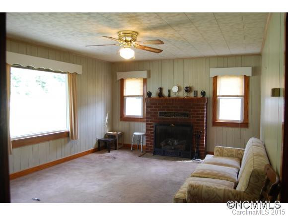 2942 Asheville Highway - Photo 8