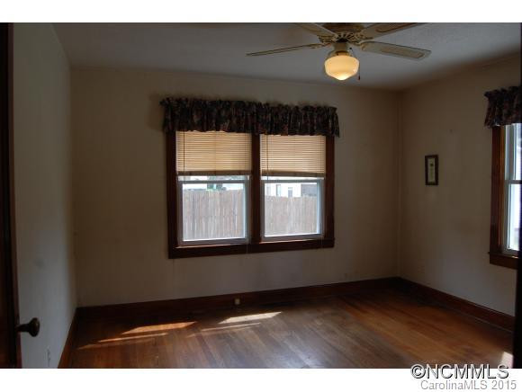 2942 Asheville Highway - Photo 9