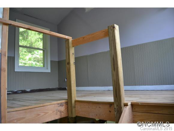 207 Vegas Drive - Photo 18