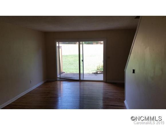 133 Colony Dr - Photo 2