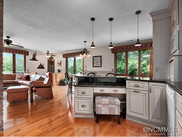 412 FLAT CREEK Road - Photo 14