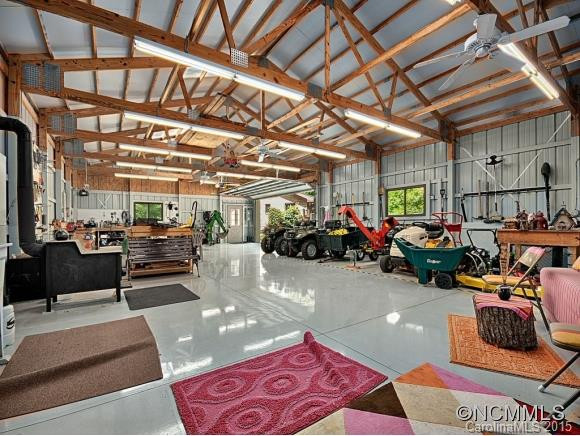 412 FLAT CREEK Road - Photo 10