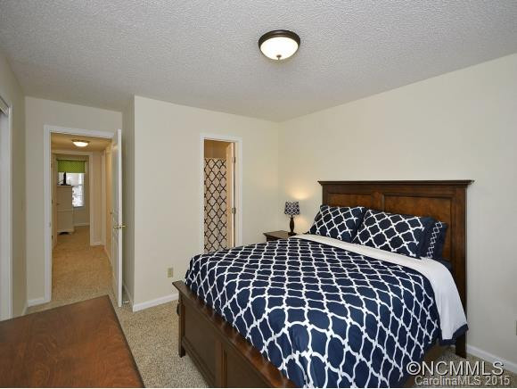 2803 Sagamore Lane - Photo 11