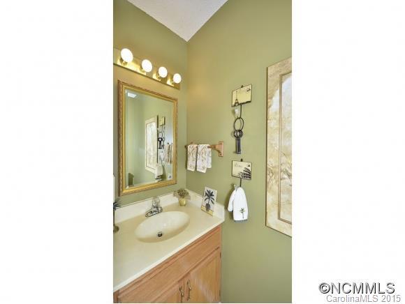 16 OAKWOOD ROAD - Photo 7