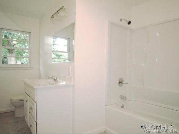 303 Stonewall Avenue - Photo 9