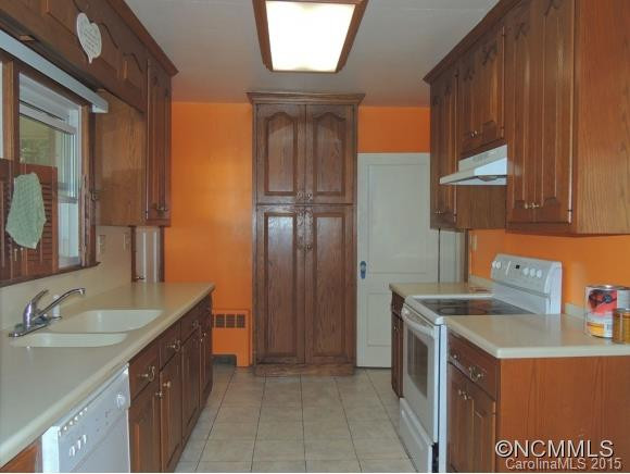 26 HALYBURTON STREET - Photo 5