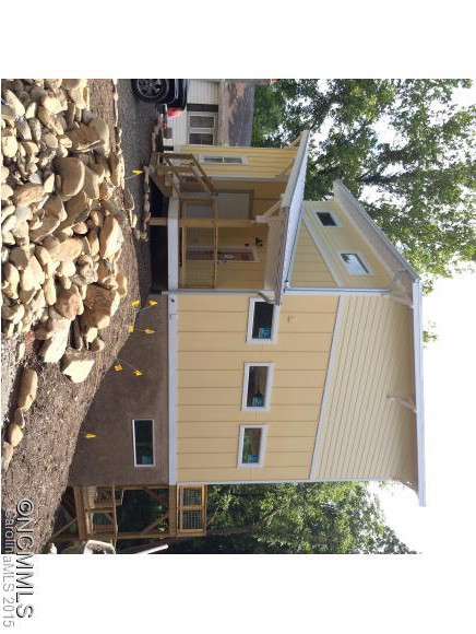 212 Sand Hill Road