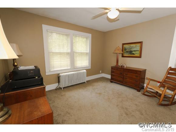 16 KENILWORTH RD. - Photo 12
