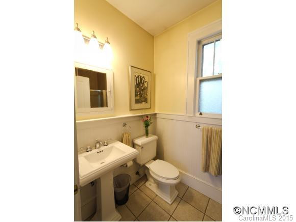 16 KENILWORTH RD. - Photo 13