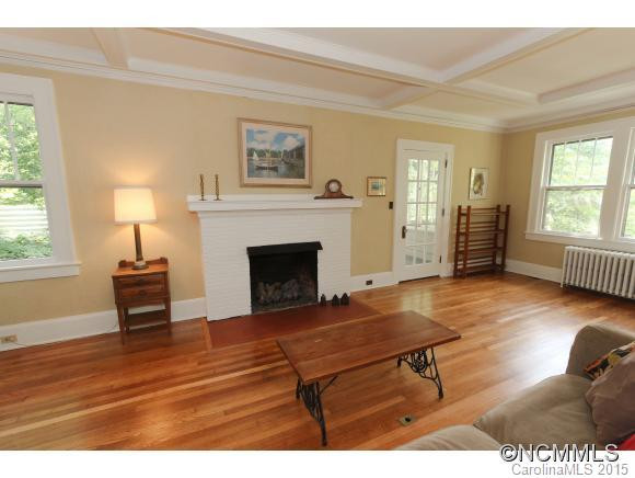 16 KENILWORTH RD. - Photo 3