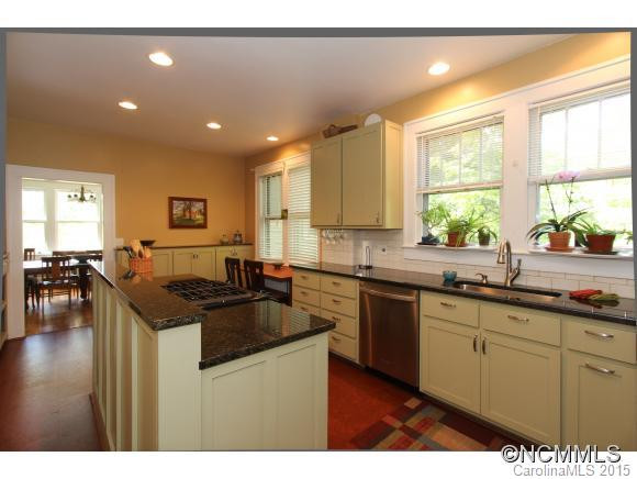 16 KENILWORTH RD. - Photo 8