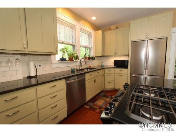 16 KENILWORTH RD. - Photo 9