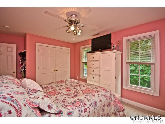 22 Surrey Run - Photo 16