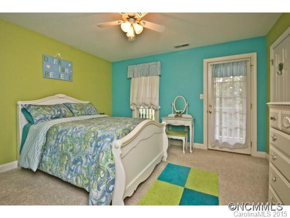 22 Surrey Run - Photo 17